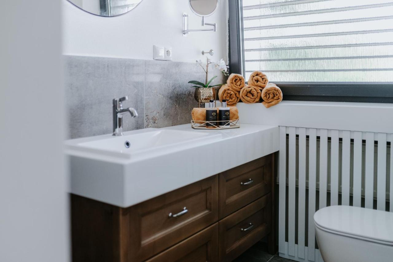 Apartmany Evia Clinic 레비체 외부 사진